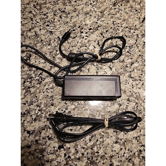 Switching Power Adapter JHS-Q05/12-S335, PW-712EC-J35 Output: 12v 2a/5v 2a - Picture 2 of 3